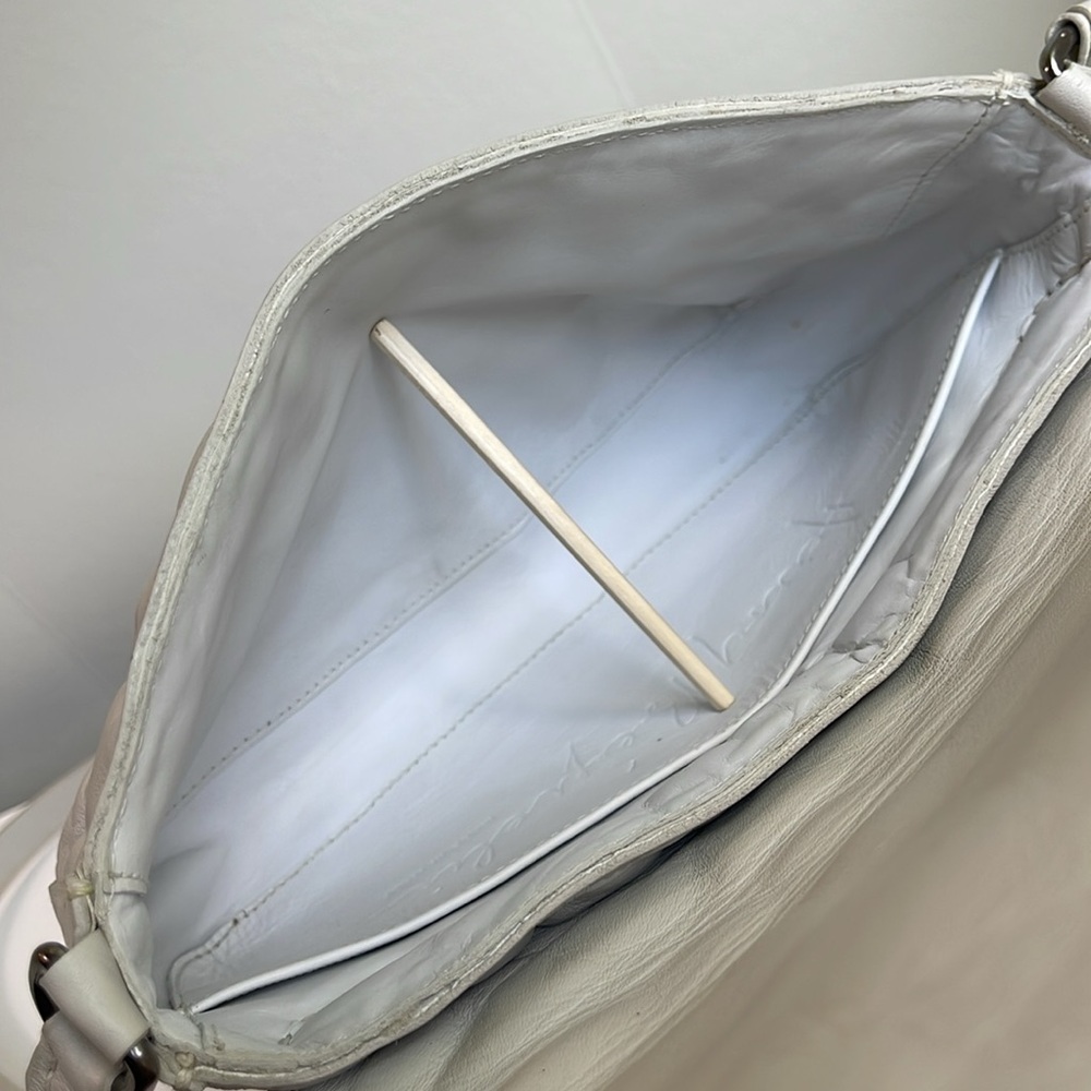 Henry Beguelin Italian Leather Crossbody / Color Chalk €440/$594 - Picture 9 of 17